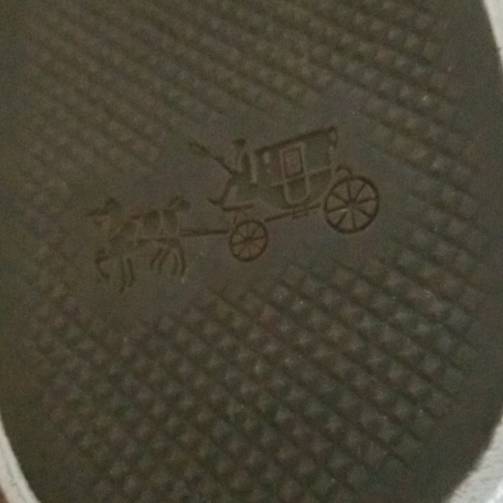 Shoes - Picture 2 of 3